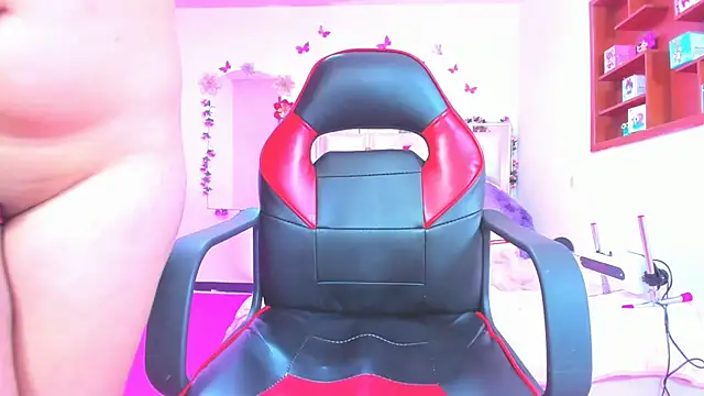 perlabeautiful live cam on StripChat