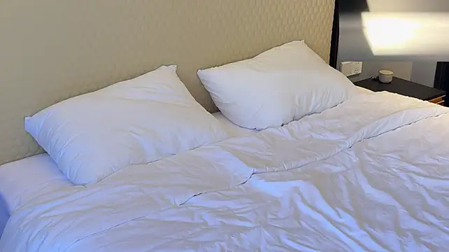 Aaron_Nathans live cam on StripChat