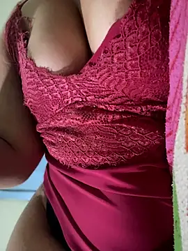 rubifigueredo live cam on StripChat