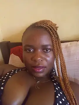 cutie024 live cam on StripChat