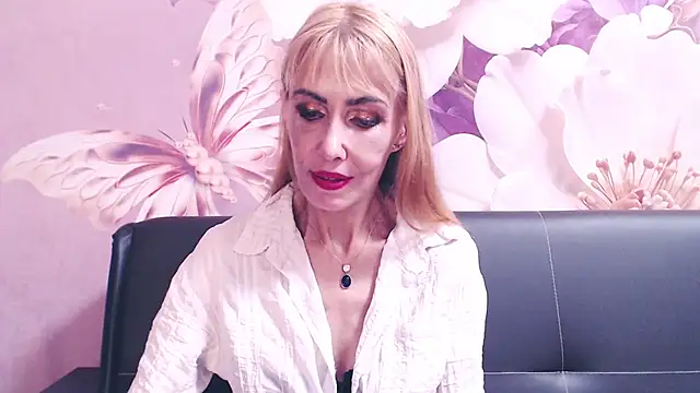 BlondPussy live cam on StripChat