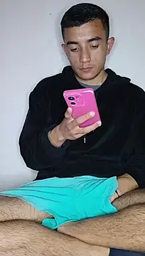 Thick_Cock live cam on StripChat