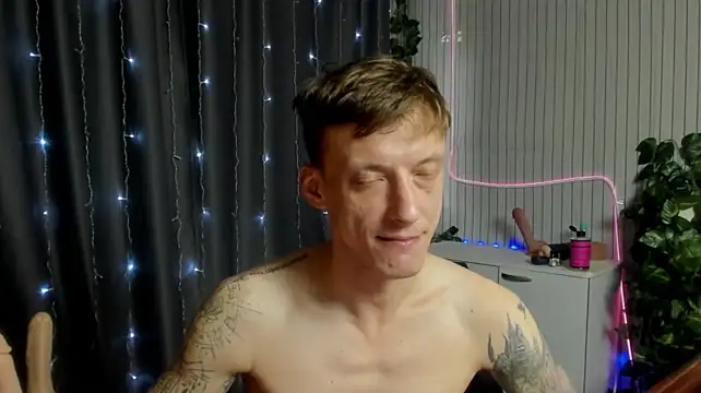 James2Inked webcam