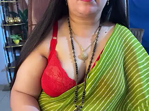Curvy_Vincy4