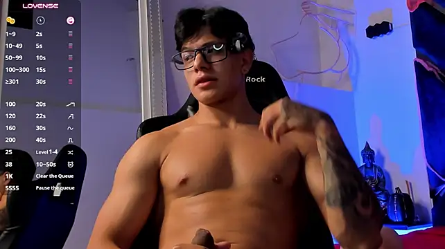 TonyPetrovjs live cam on StripChat