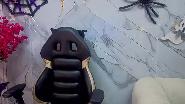 Miia_tf live cam on StripChat