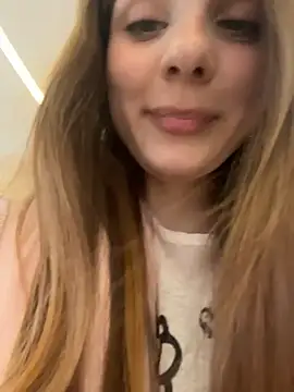 Lunabelle_ webcam