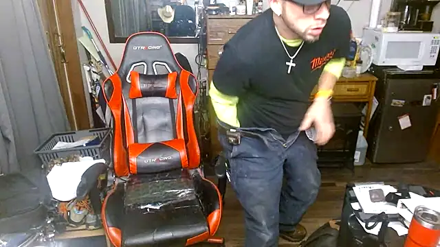 tongueispowerr6d9