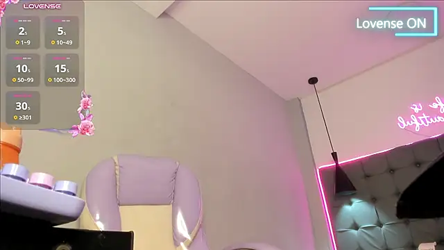 scarletcherry18