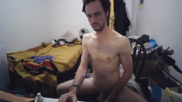 JohnnyMoves
