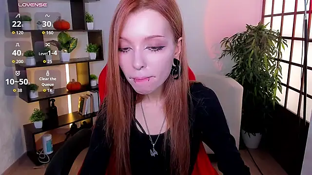 Star_Tarra live cam on StripChat