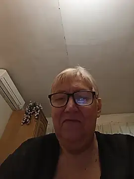 Molli1408 live sex cam
