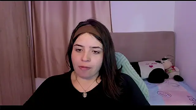_alicia_z live cam on StripChat