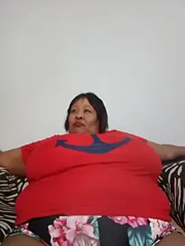 nancy111 (F milf) - Make Me cum and squit in my toy