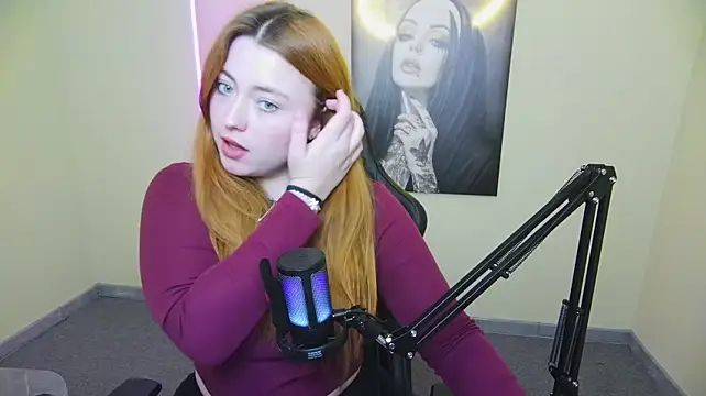 EvelinaEvaa live cam on StripChat