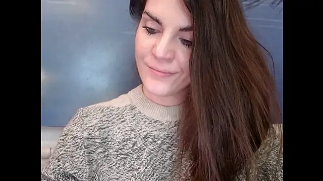 AliceTailor live cam on StripChat