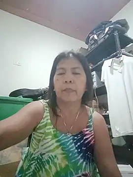 TropicalFlower live cam on StripChat