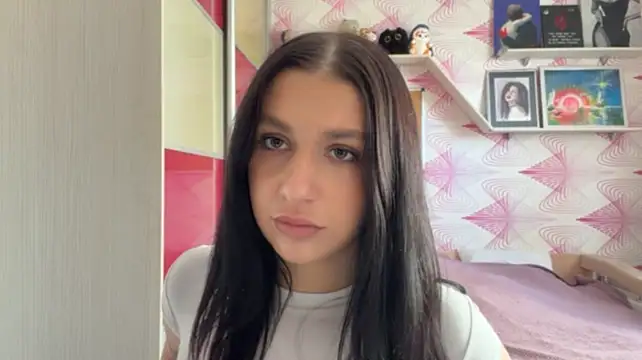 RisaPanak live cam on StripChat