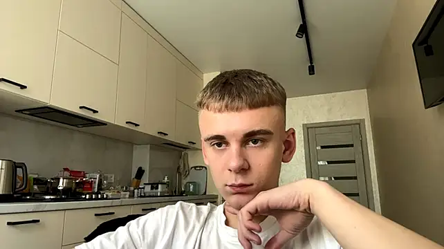 solofury (M twink) - Buy car