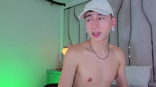 lian_cameron on Stripchat