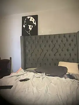 Thethicktities97 live cam on StripChat