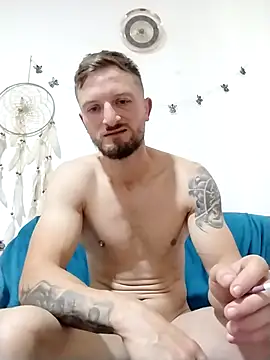 DecadentHell live cam on StripChat