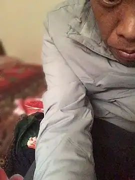FleckedAlbum live cam on StripChat