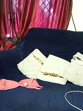 Golden_Desi