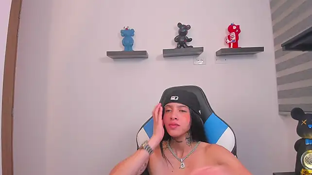 Gangster_Girl