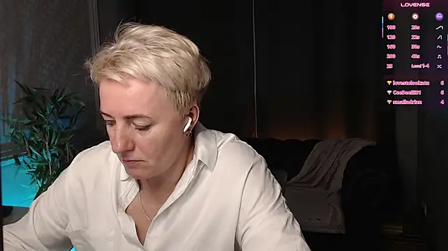 Nika_Smit