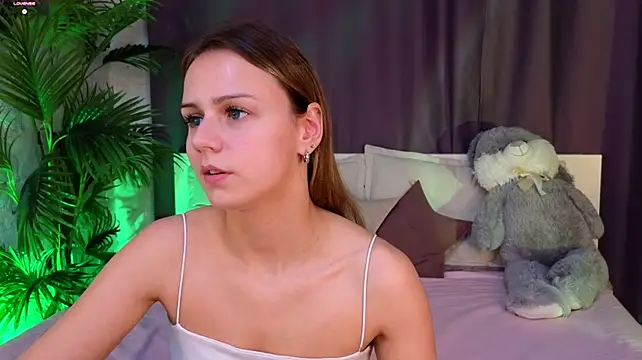 wendydolie (F young) - Tits massage