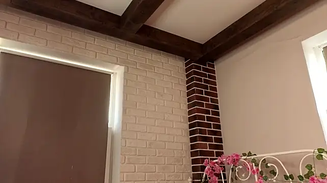 carrimcnamara (F teen) - Gently stroke my neck for you