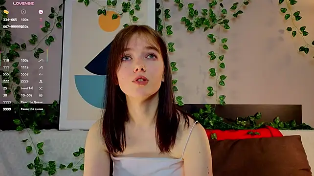 NylaVeyne