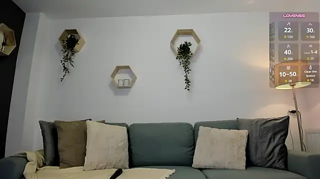 Naila18