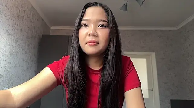 RegenaLandauer live cam on StripChat