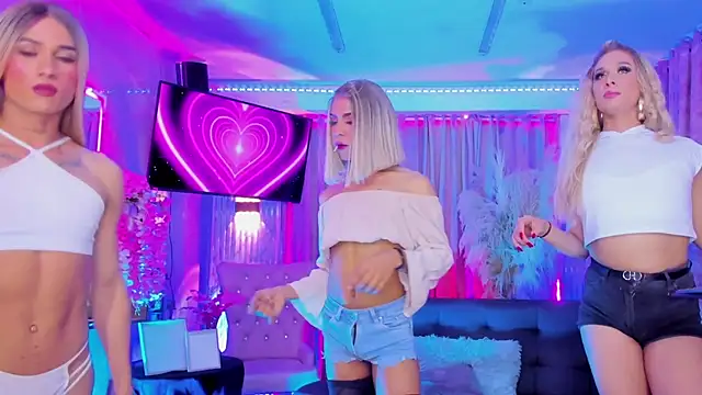 Queens_Wonders_Blonders