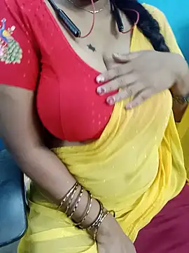 Tamil_Vennila_ live cam on StripChat