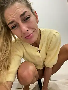 Bellalolahot