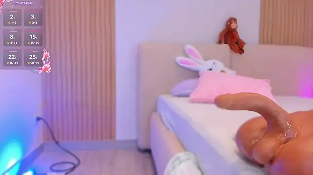 ayla_lux