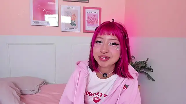 Venus_Rouge live cam on StripChat