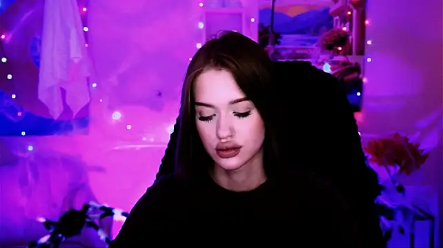 AngelaHolmes