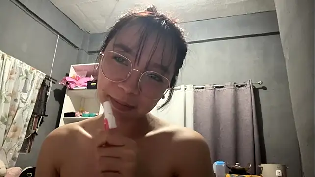 Theahotty12