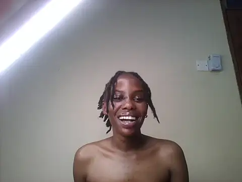 sexyyy_lea live cam on StripChat