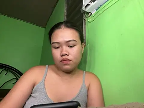 lovemae20 live cam on StripChat