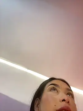 QueenRoxie webcam