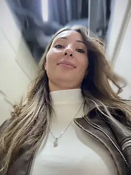 Wonder_Kari webcam