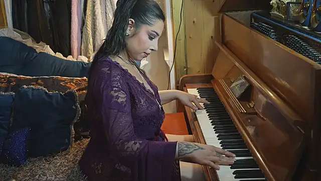 VanessaDoyle
