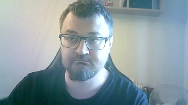 SirAbuser live cam on StripChat