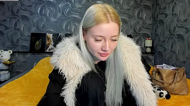 Lillie_Berry live cam on StripChat