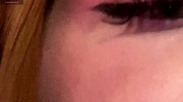 EstefanaBanez live cam on StripChat